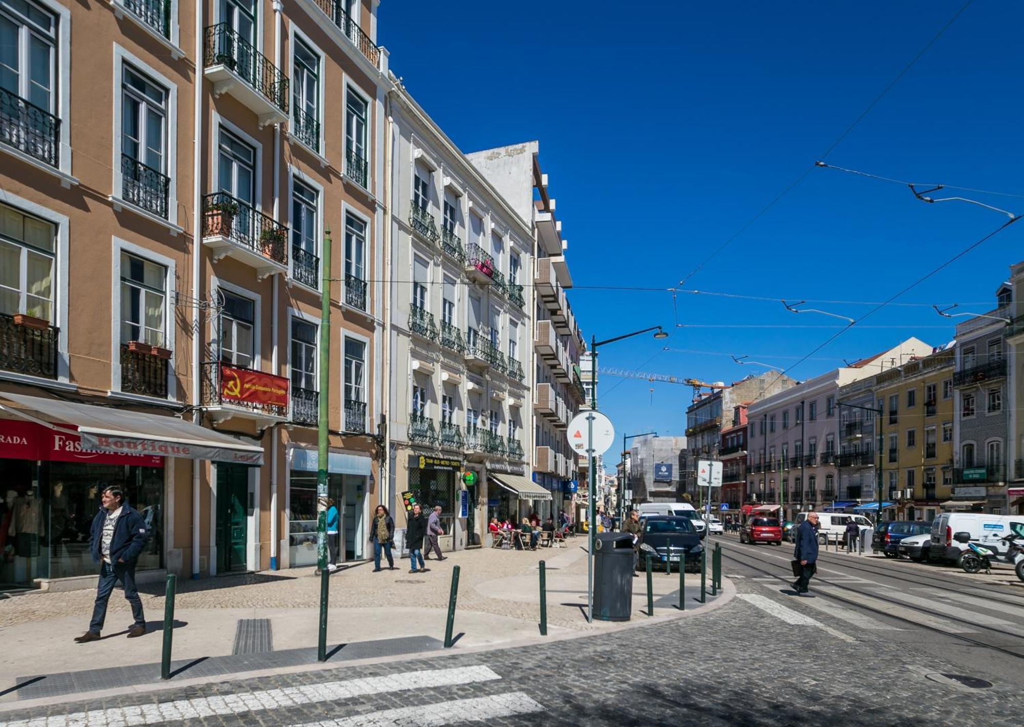 Happy Stay Lisbon - Suite With A View, Private Terrace & Ac Luaran gambar
