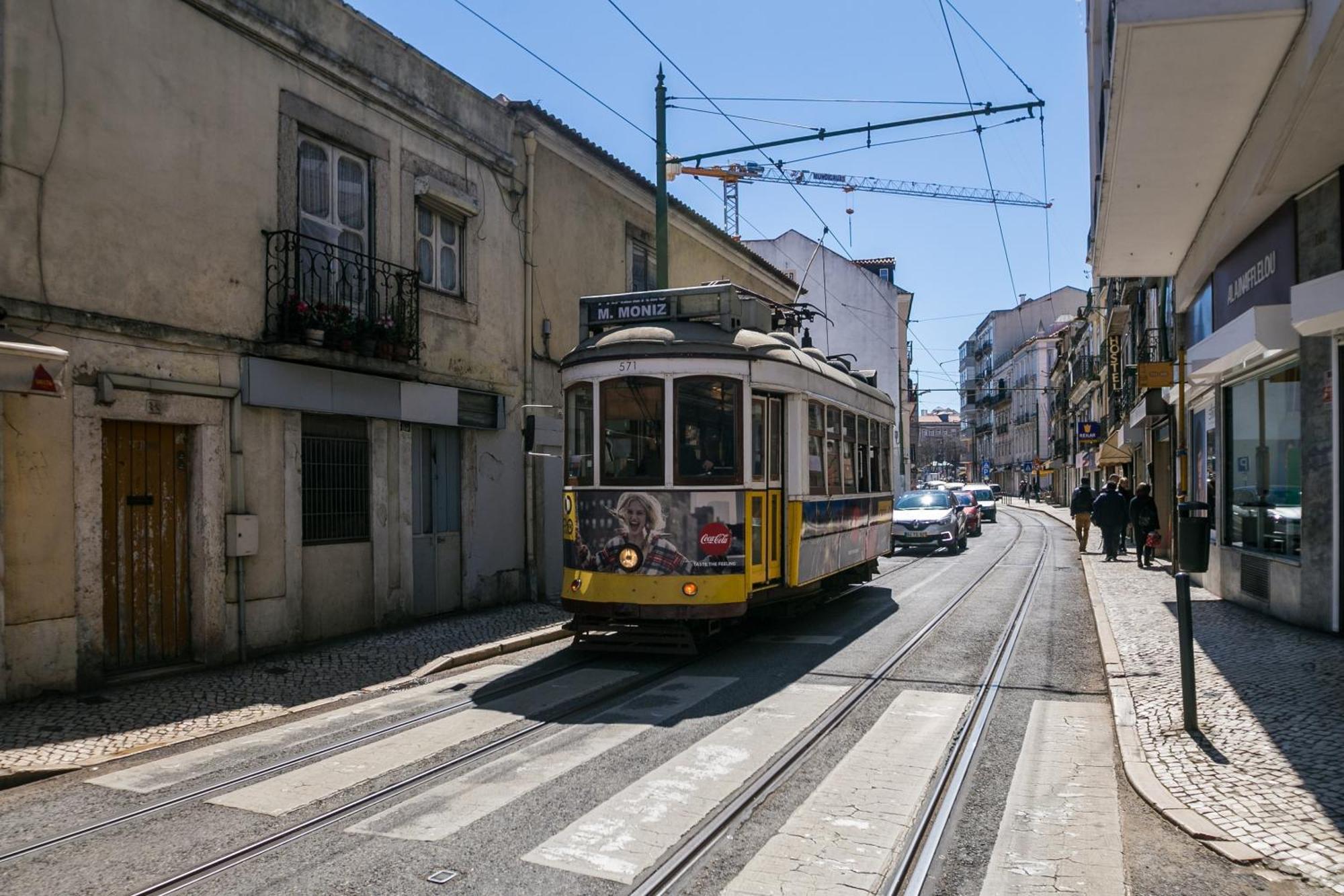 Happy Stay Lisbon - Suite With A View, Private Terrace & Ac Luaran gambar