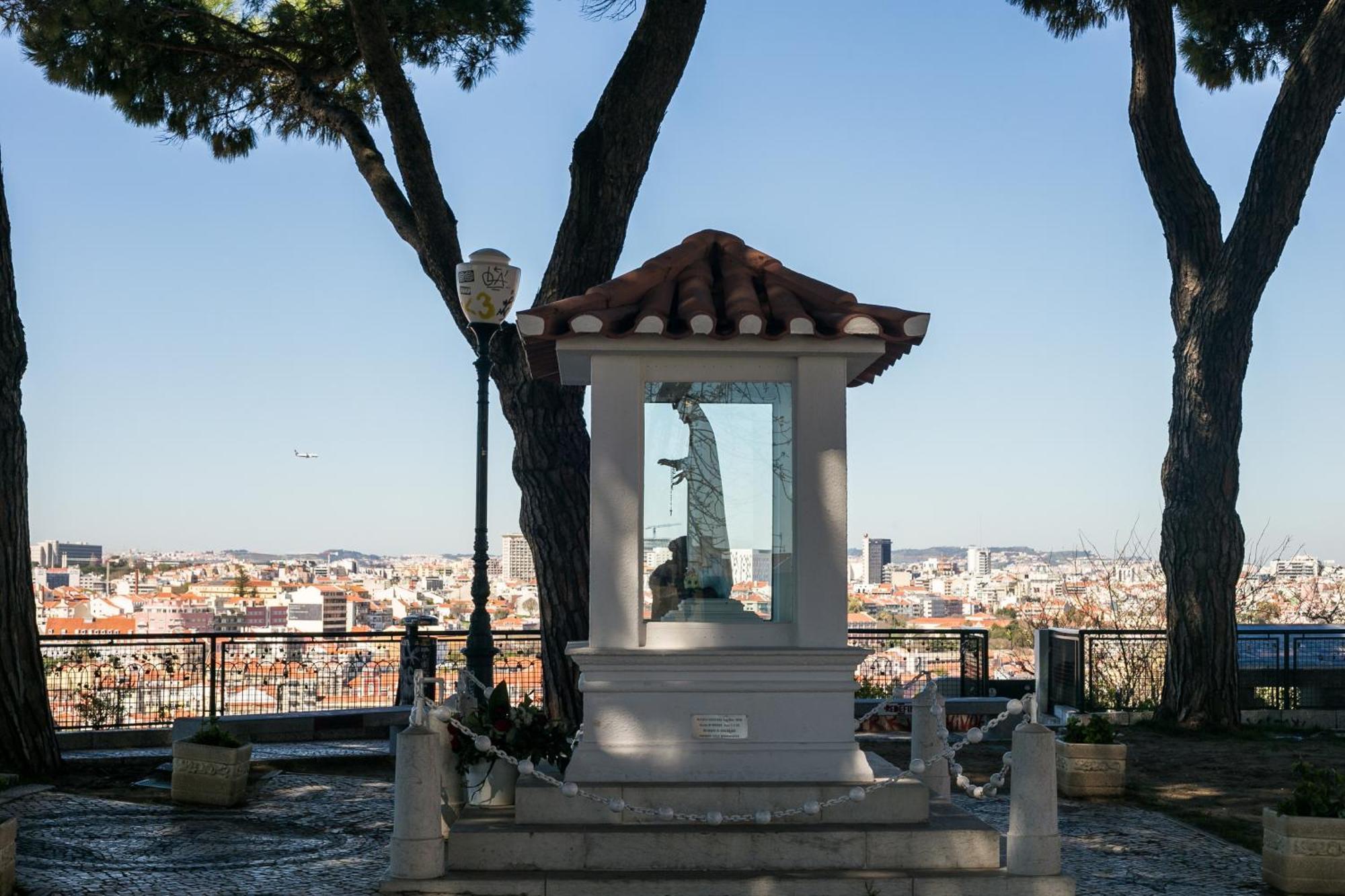 Happy Stay Lisbon - Suite With A View, Private Terrace & Ac Luaran gambar