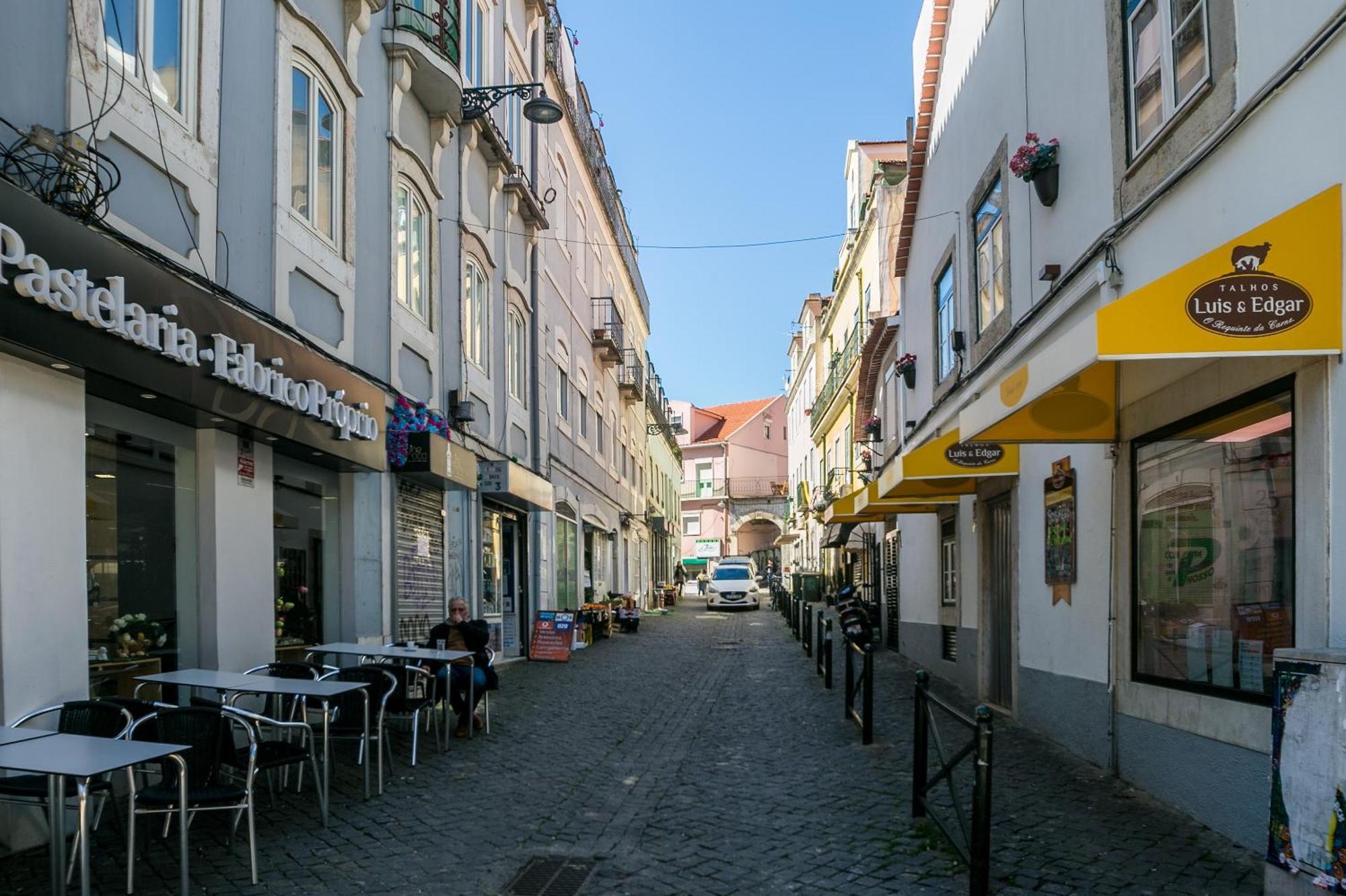 Happy Stay Lisbon - Suite With A View, Private Terrace & Ac Luaran gambar